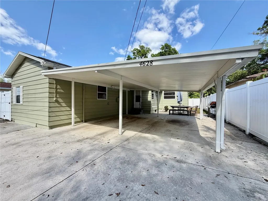 4628 Drive Martin Luther King Jr Street N St Petersburg FL 33703