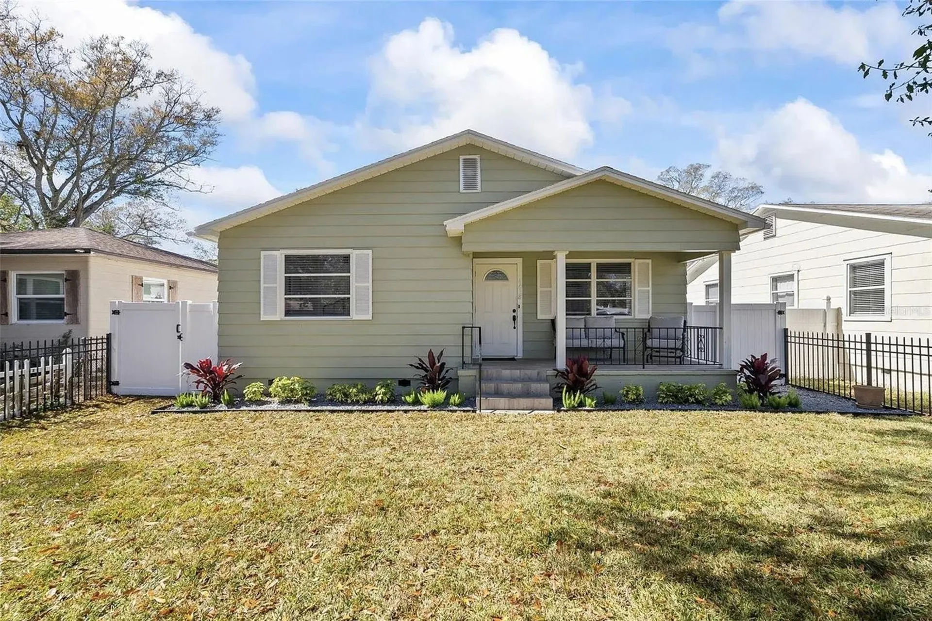 4628 Drive Martin Luther King Jr Street N St Petersburg FL 33703
