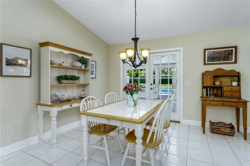9203 Kingsridge Drive Temple Terrace FL 33637