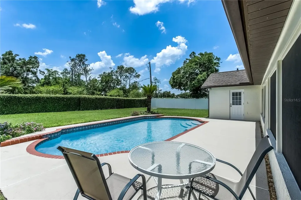 9203 Kingsridge Drive Temple Terrace FL 33637