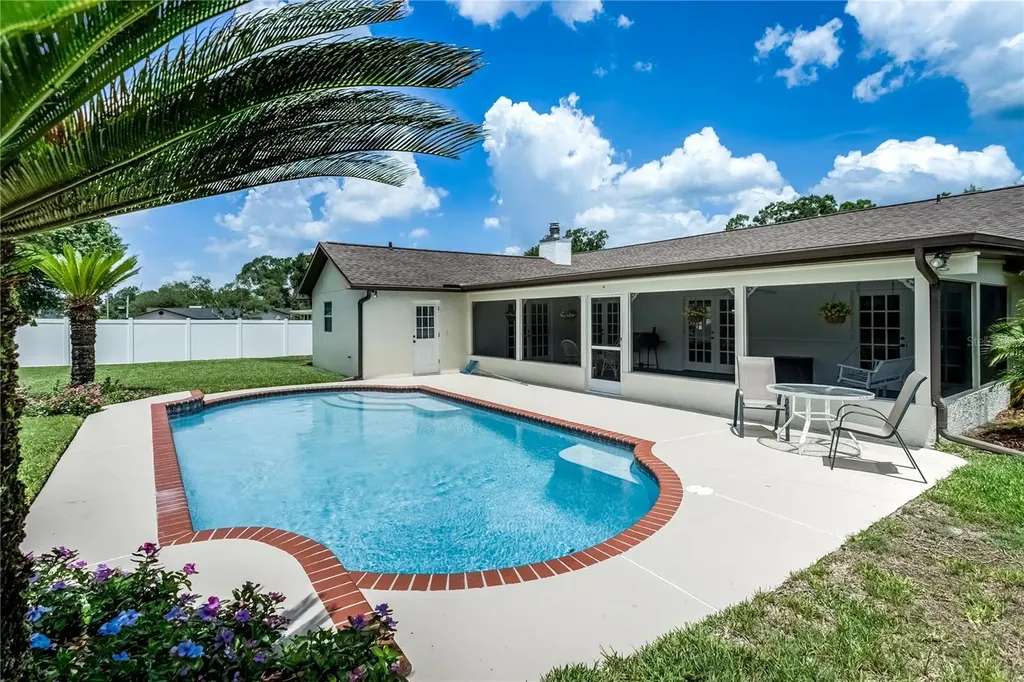 9203 Kingsridge Drive Temple Terrace FL 33637