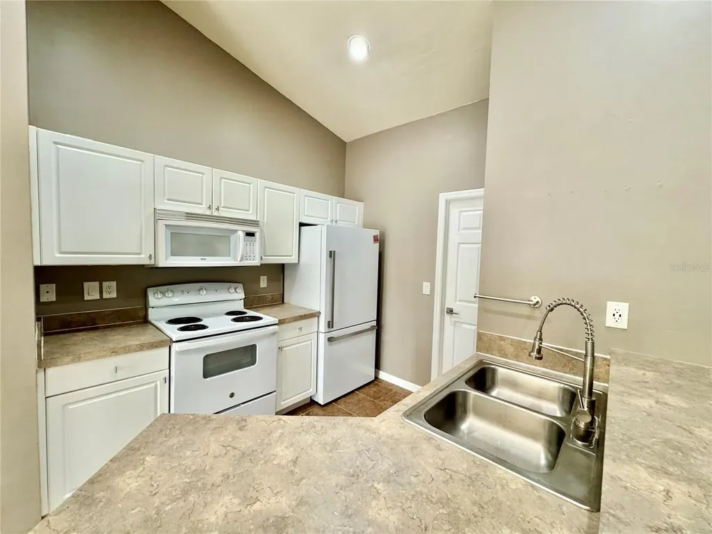 2172 Macaris Avenue North Port FL 34286