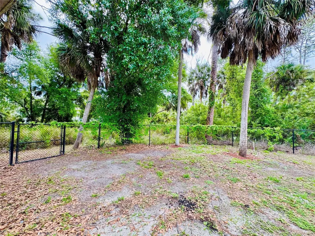 2172 Macaris Avenue North Port FL 34286