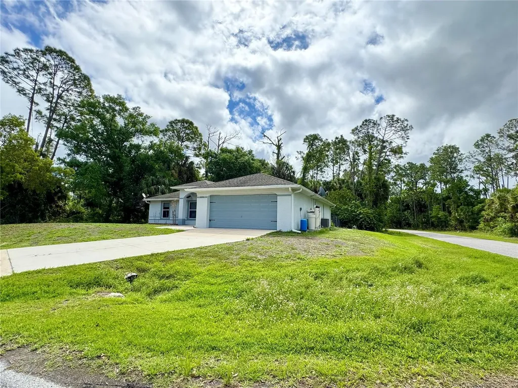2172 Macaris Avenue North Port FL 34286