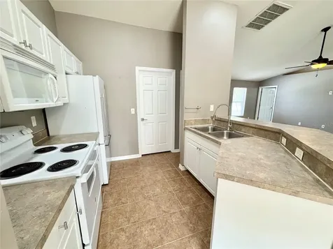 2172 Macaris Avenue North Port FL 34286