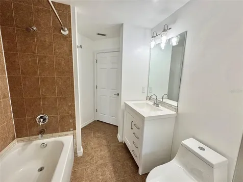 2172 Macaris Avenue North Port FL 34286
