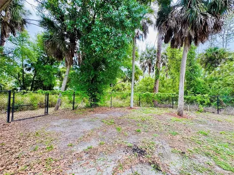 2172 Macaris Avenue North Port FL 34286