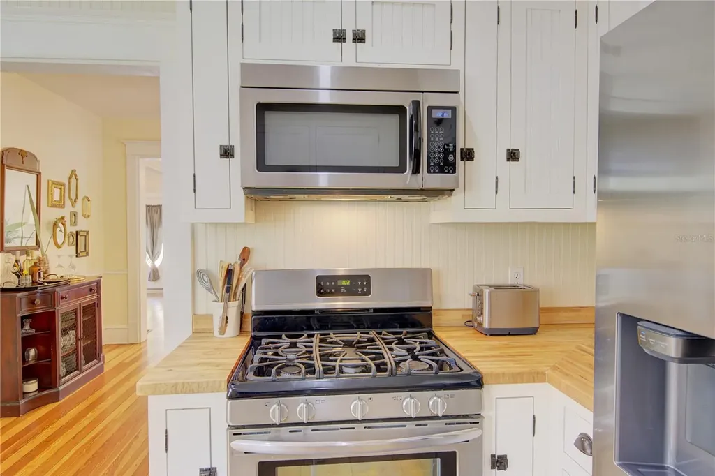 426 N Clara Avenue Deland FL 32720