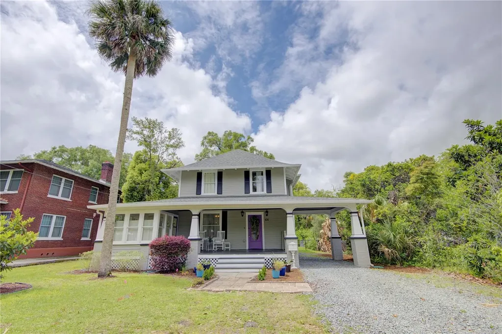 426 N Clara Avenue Deland FL 32720