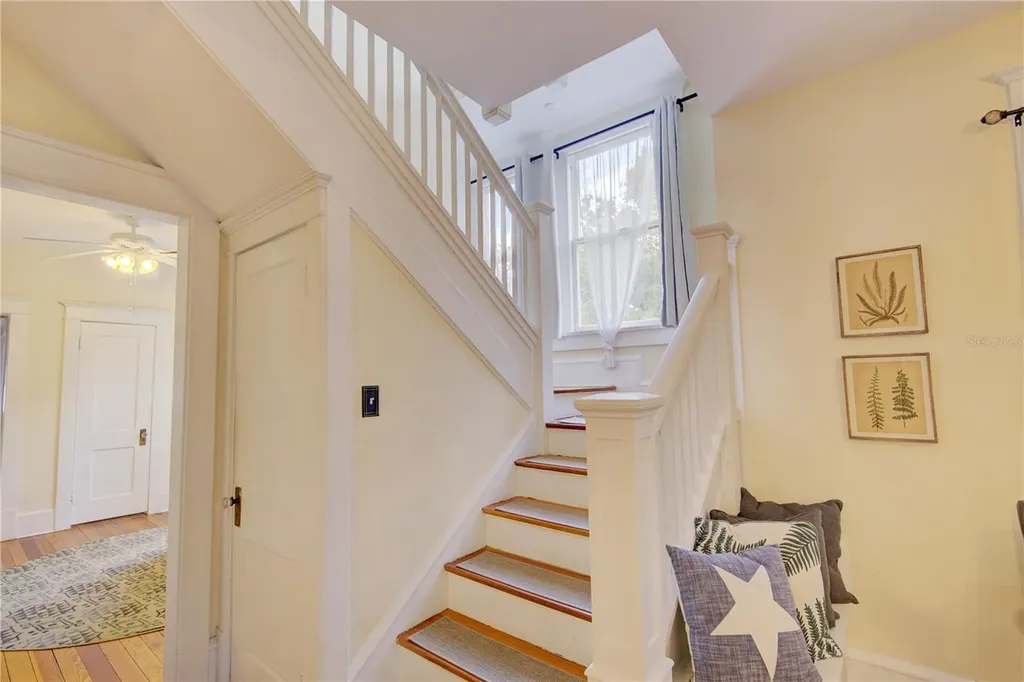 426 N Clara Avenue Deland FL 32720