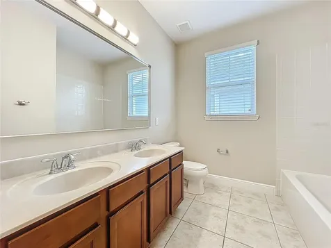 8461 Greider Way Orlando FL 32827