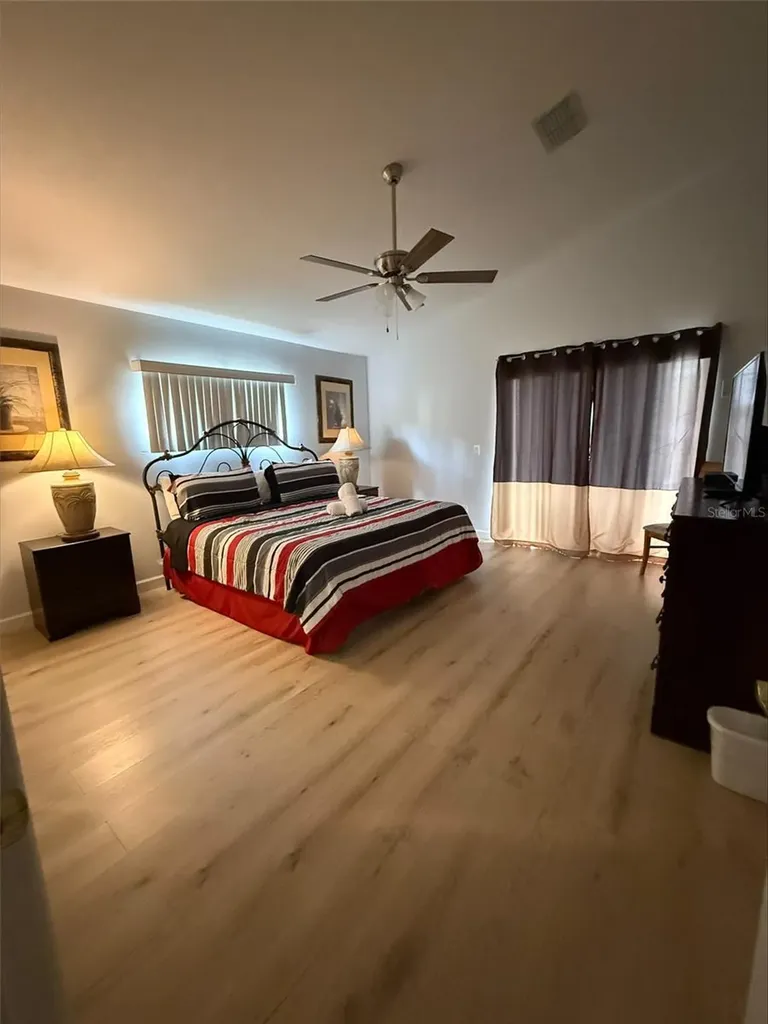 742 Old Bridge Circle Davenport FL 33897