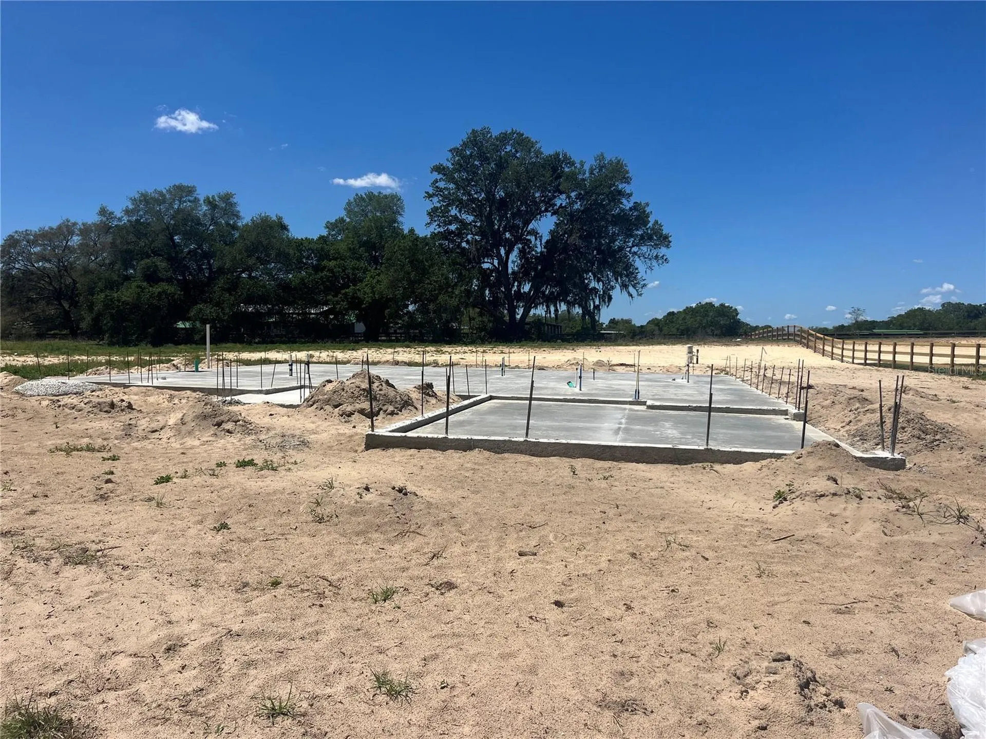 16794 SE 23rd Avenue Summerfield FL 34491