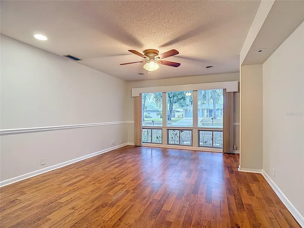 112 Elm Square N Lakeland FL 33813