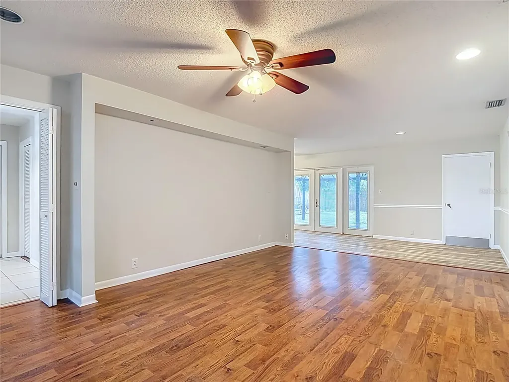 112 Elm Square N Lakeland FL 33813