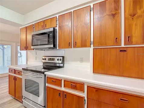 112 Elm Square N Lakeland FL 33813