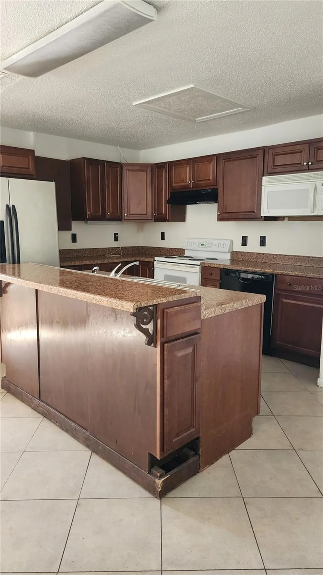5015 Edmee Circle Orlando FL 32822