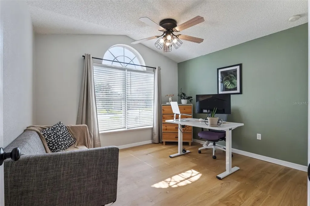 10256 Laxton Street Orlando FL 32824
