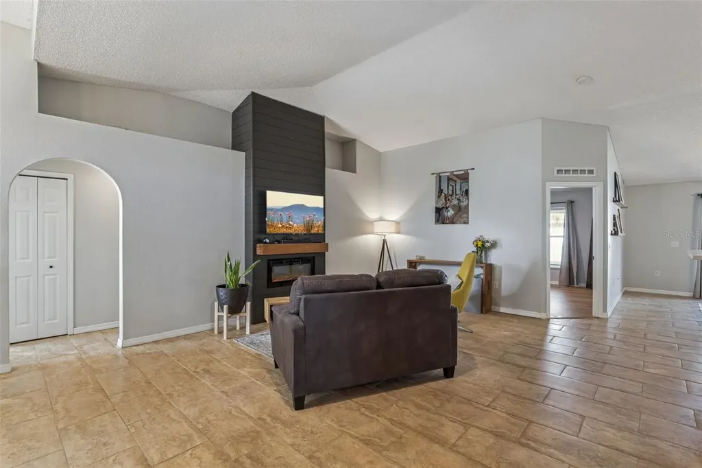 10256 Laxton Street Orlando FL 32824