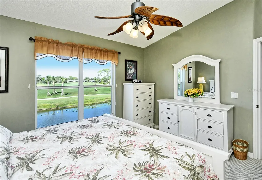 5281 Mahogany Run Avenue Sarasota FL 34241