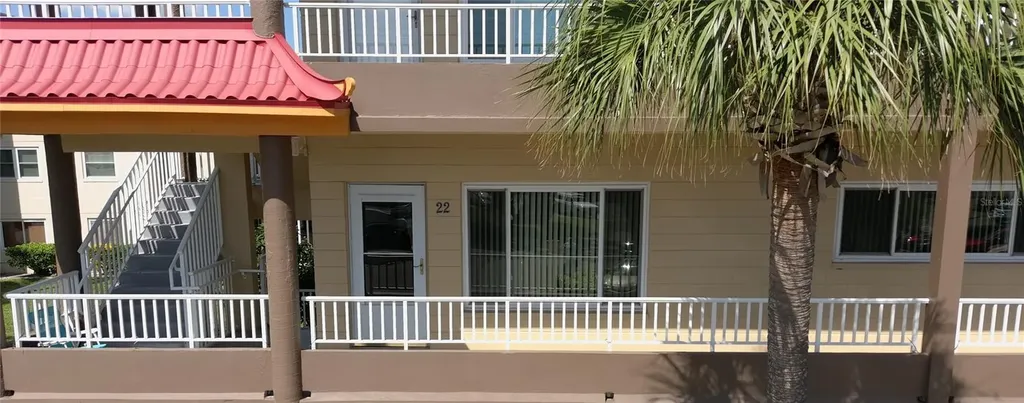 2402 Ecuadorian Way Clearwater FL 33763