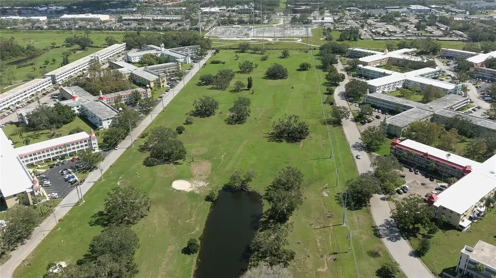 2402 Ecuadorian Way Clearwater FL 33763