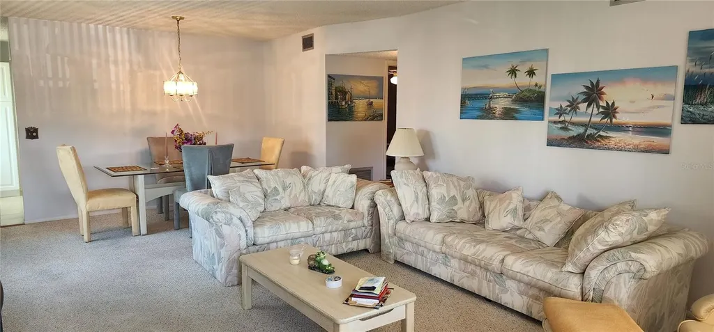 2402 Ecuadorian Way Clearwater FL 33763