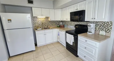 2402 Ecuadorian Way Clearwater FL 33763