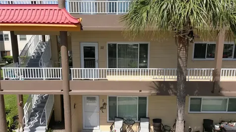 2402 Ecuadorian Way Clearwater FL 33763