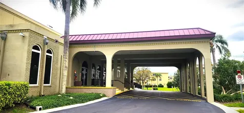 2402 Ecuadorian Way Clearwater FL 33763