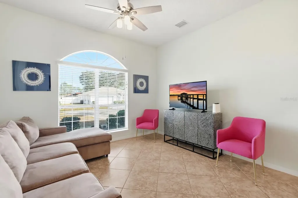 14 Roxanne Lane Palm Coast FL 32164