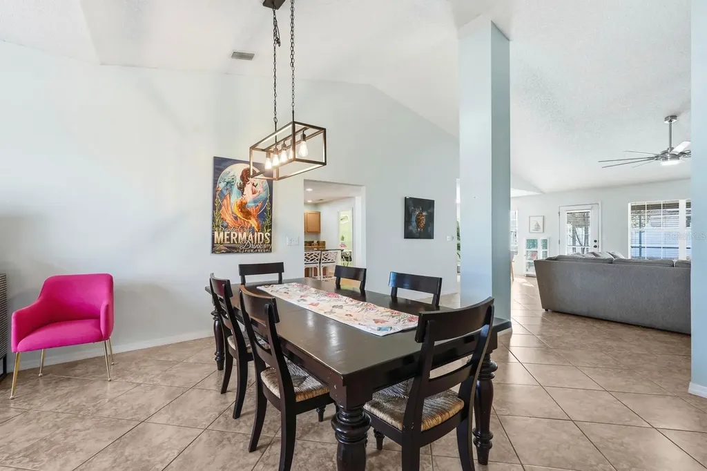 14 Roxanne Lane Palm Coast FL 32164