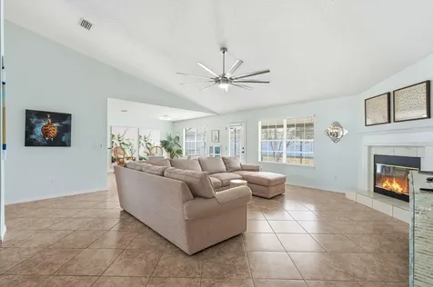 14 Roxanne Lane Palm Coast FL 32164