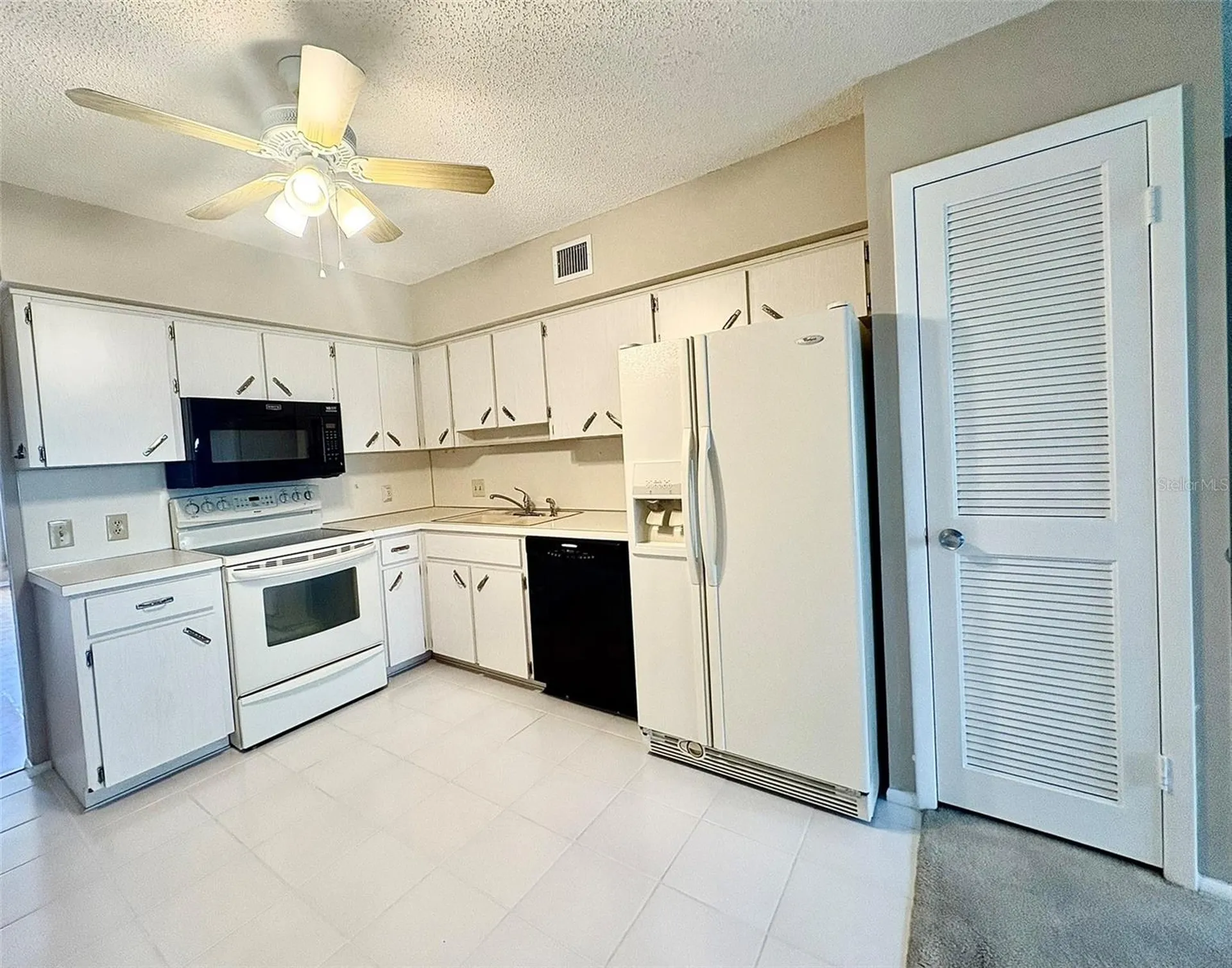 2295 Belgian Lane Clearwater FL 33763