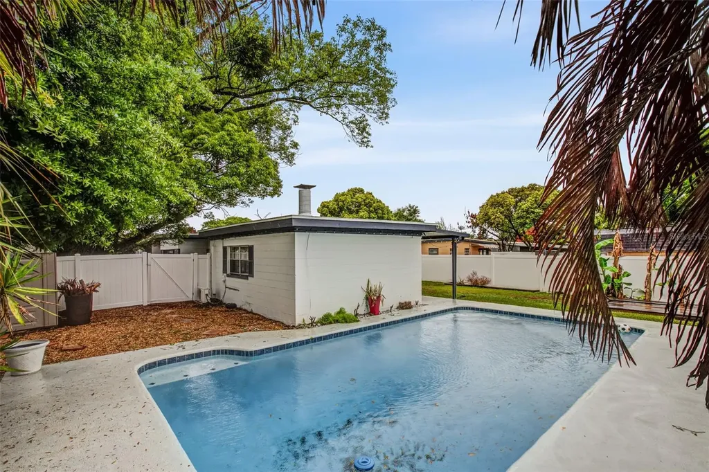 4149 Montrose Court Orlando FL 32812