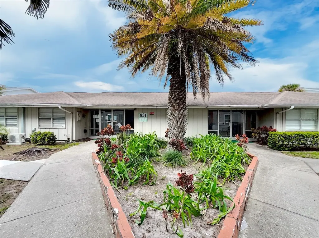 865 Sky Lake Circle Orlando FL 32809