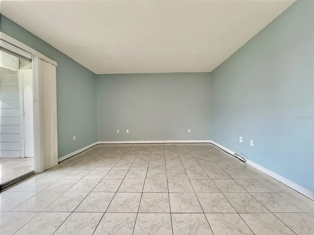 865 Sky Lake Circle Orlando FL 32809