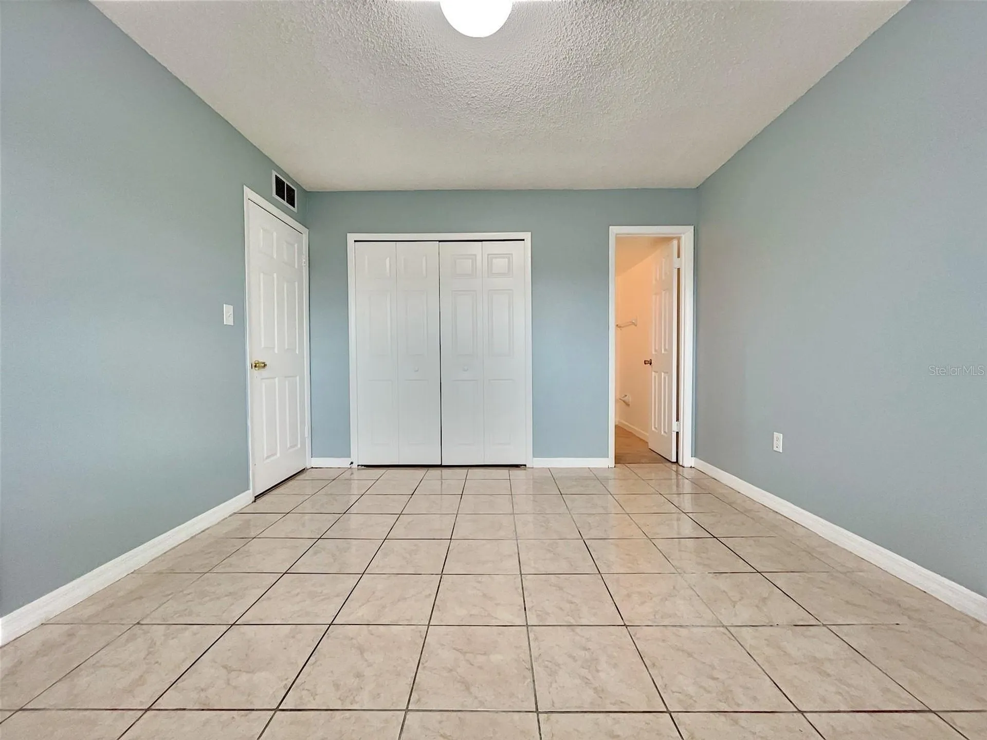 865 Sky Lake Circle Orlando FL 32809