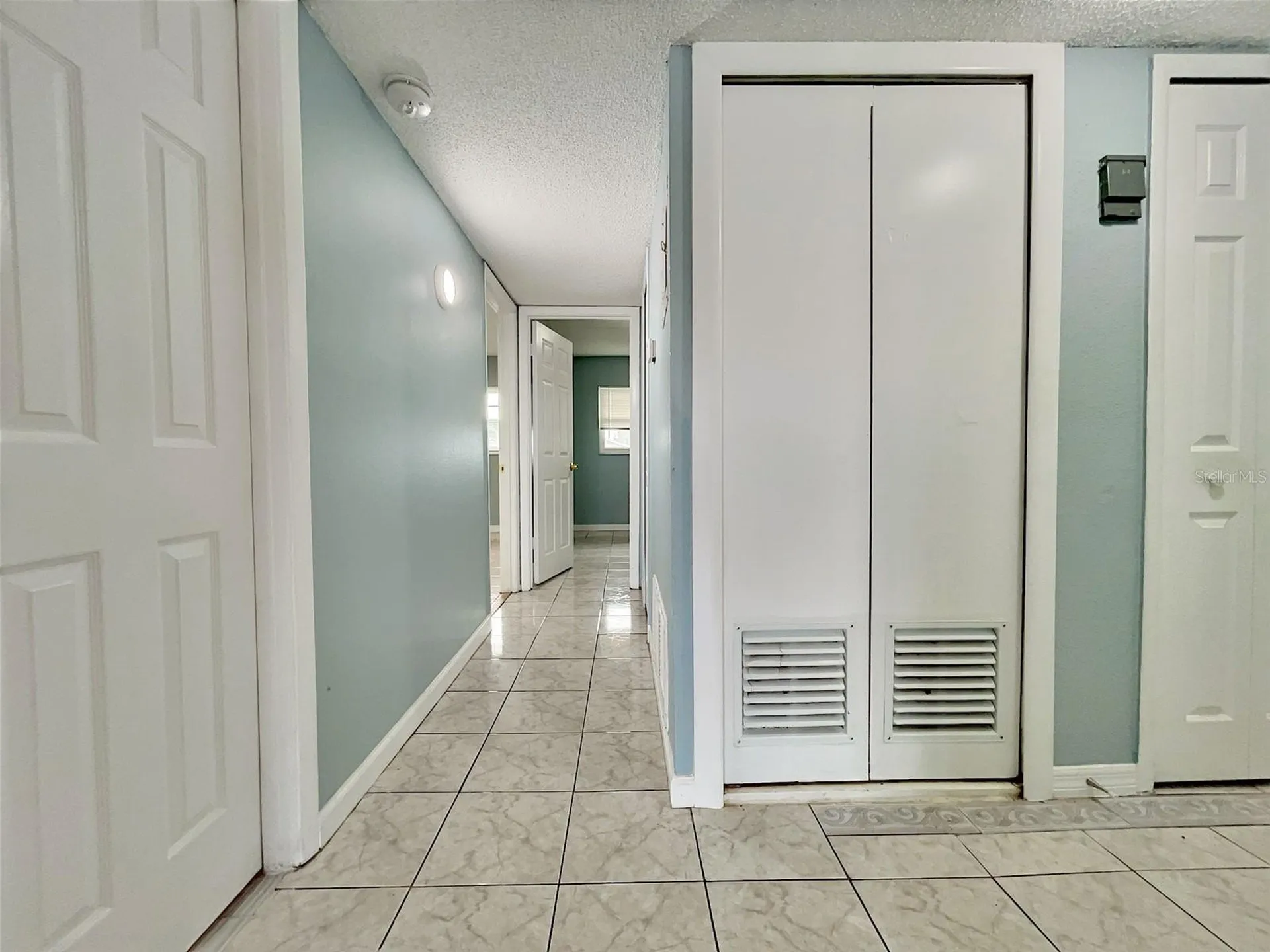 865 Sky Lake Circle Orlando FL 32809