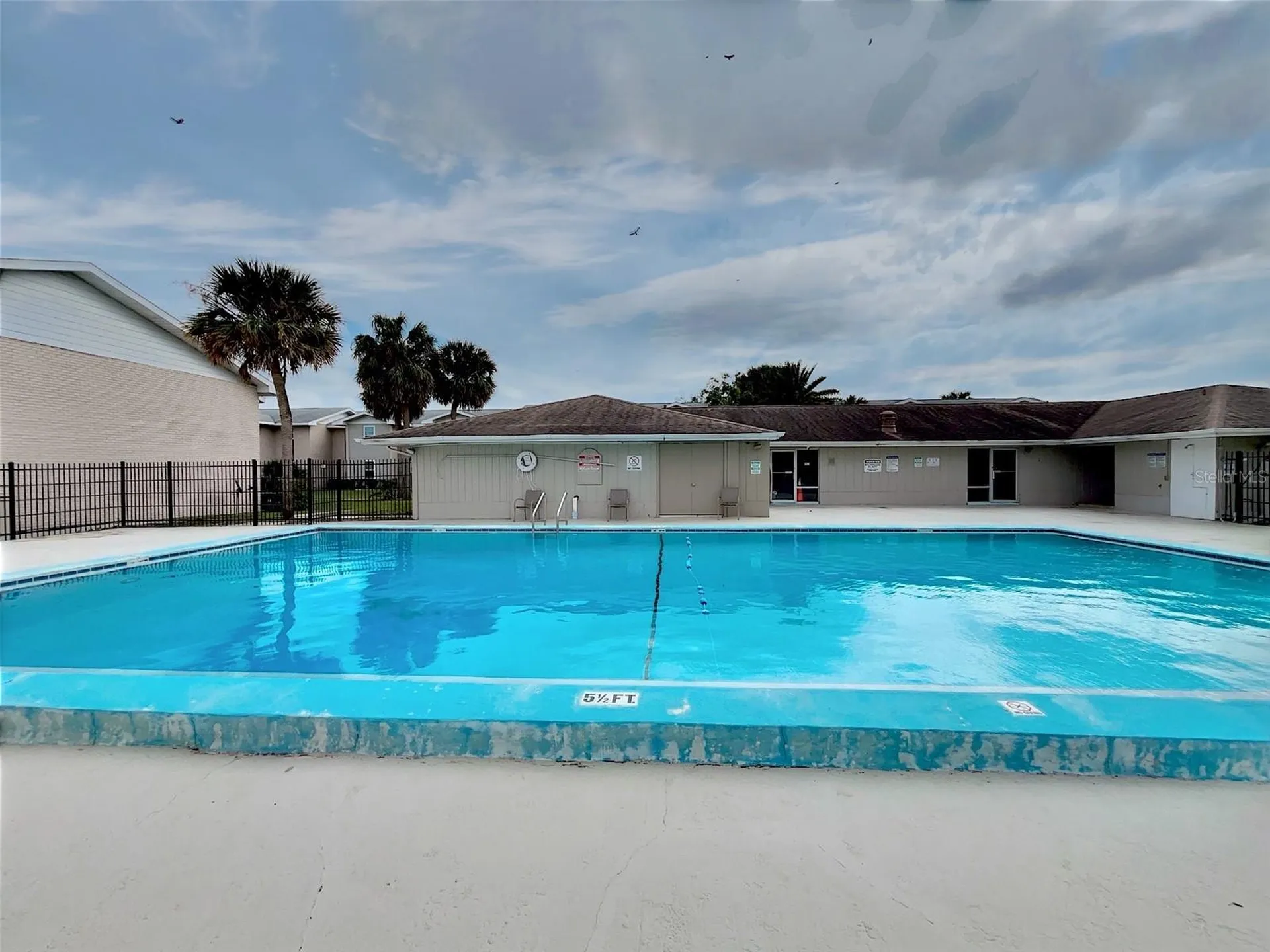 865 Sky Lake Circle Orlando FL 32809