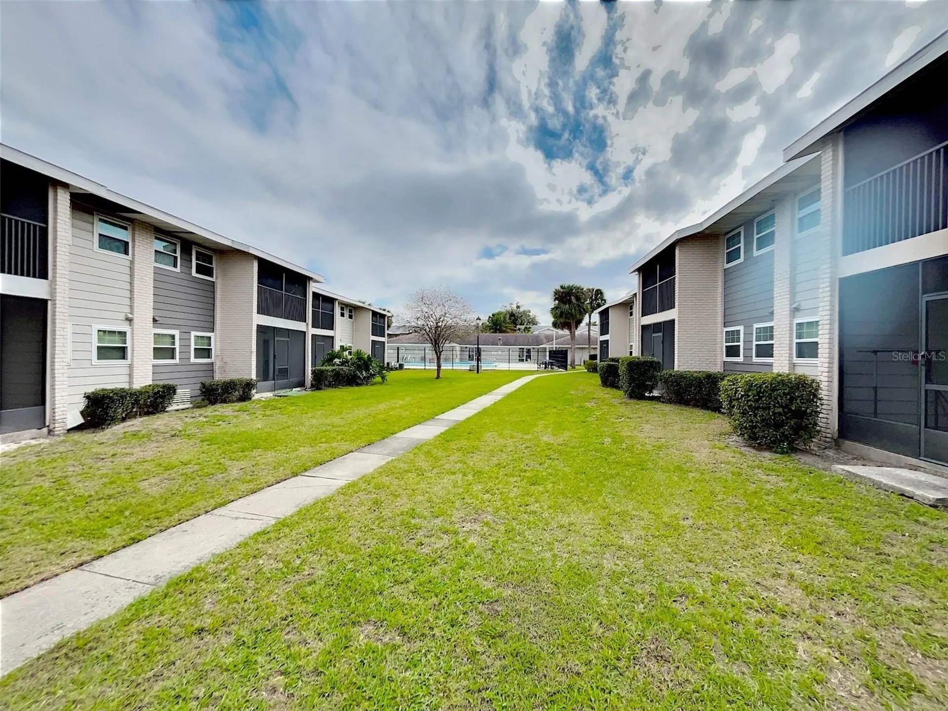 865 Sky Lake Circle Orlando FL 32809