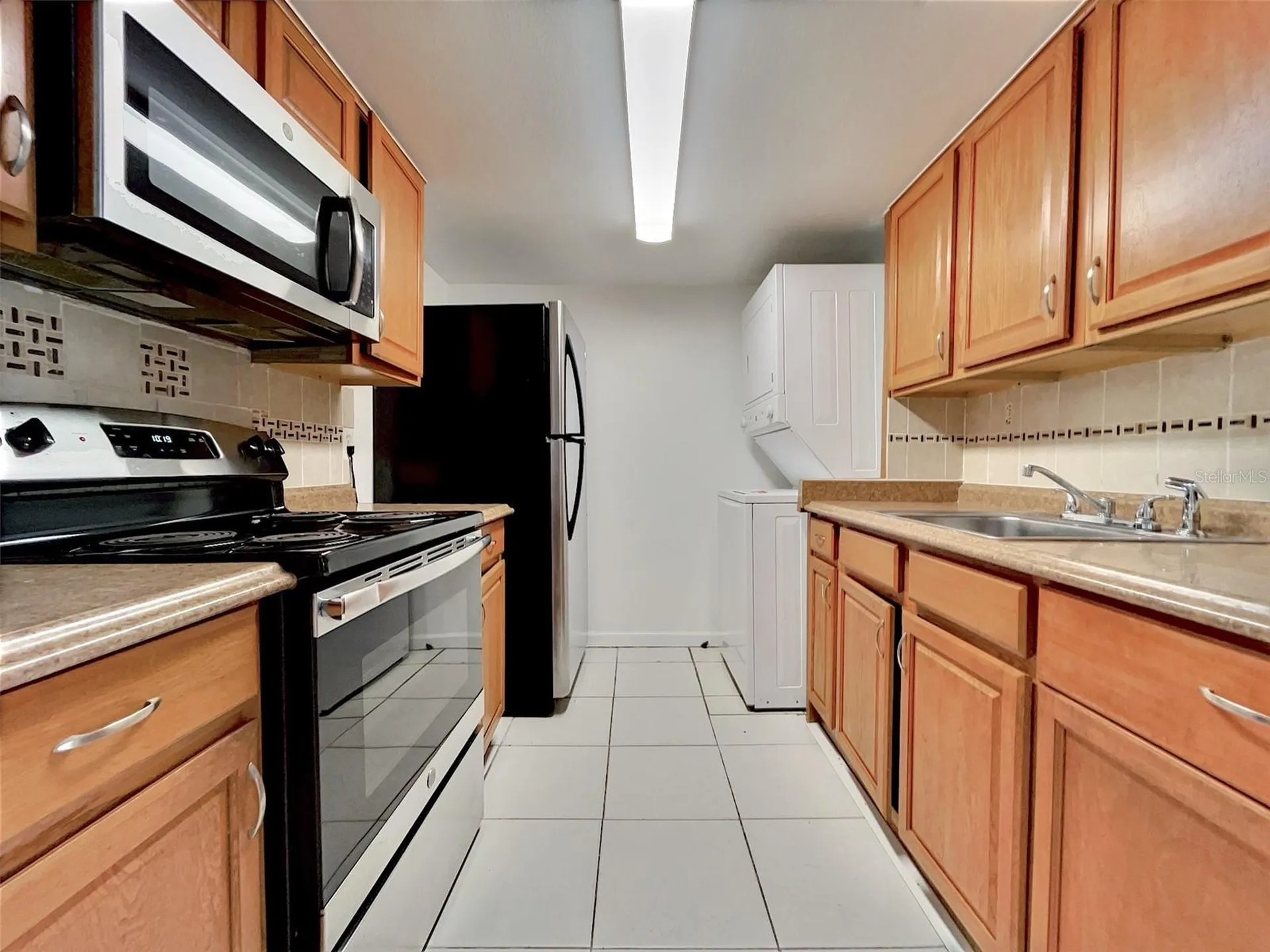 865 Sky Lake Circle Orlando FL 32809