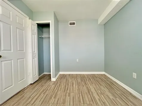 865 Sky Lake Circle Orlando FL 32809