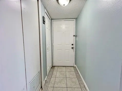 865 Sky Lake Circle Orlando FL 32809