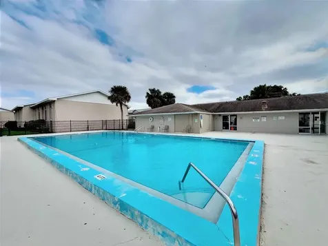865 Sky Lake Circle Orlando FL 32809