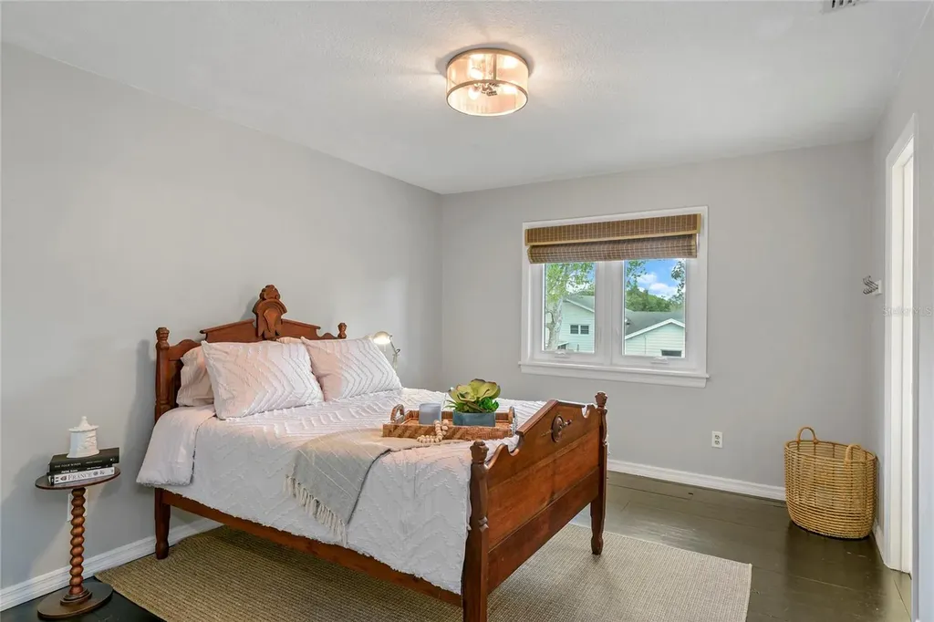 543 E Lake Sue Avenue Winter Park FL 32789