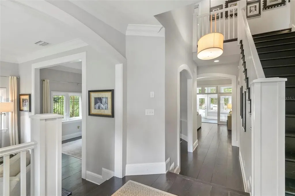 543 E Lake Sue Avenue Winter Park FL 32789