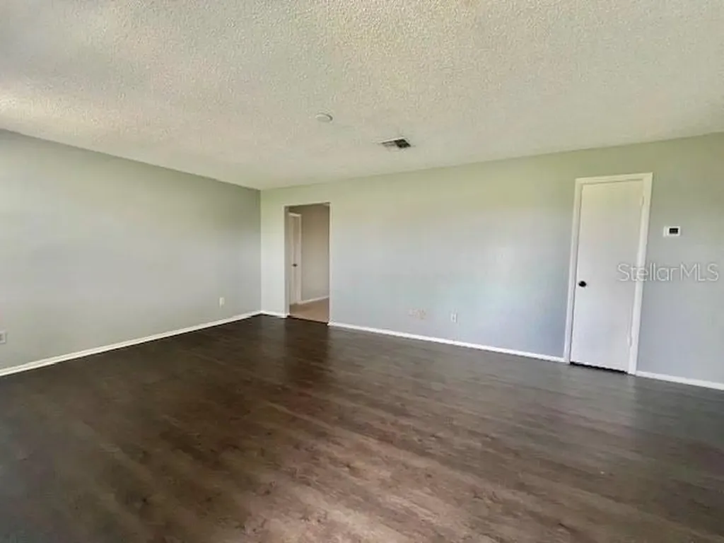 100 Lerma Court Kissimmee FL 34743