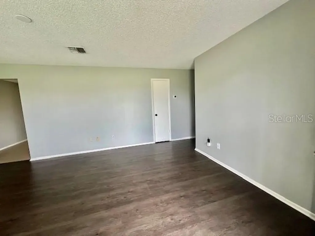 100 Lerma Court Kissimmee FL 34743
