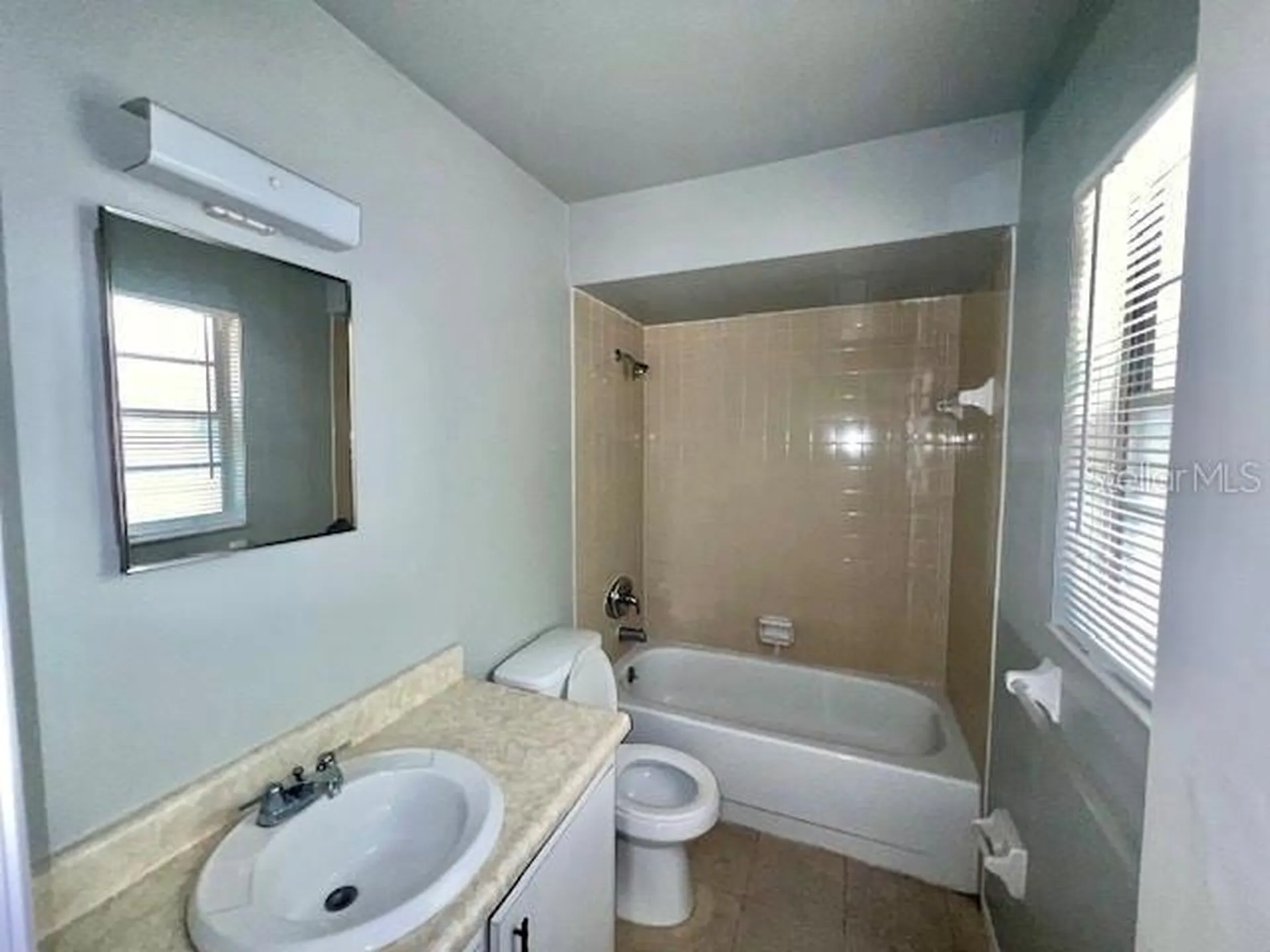 100 Lerma Court Kissimmee FL 34743
